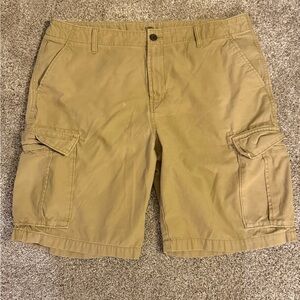 Old Navy Men's Tan Cargo Shorts